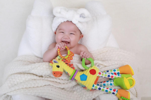 冠县宝宝为什么会吐奶 冠县宝宝为什么会吐奶